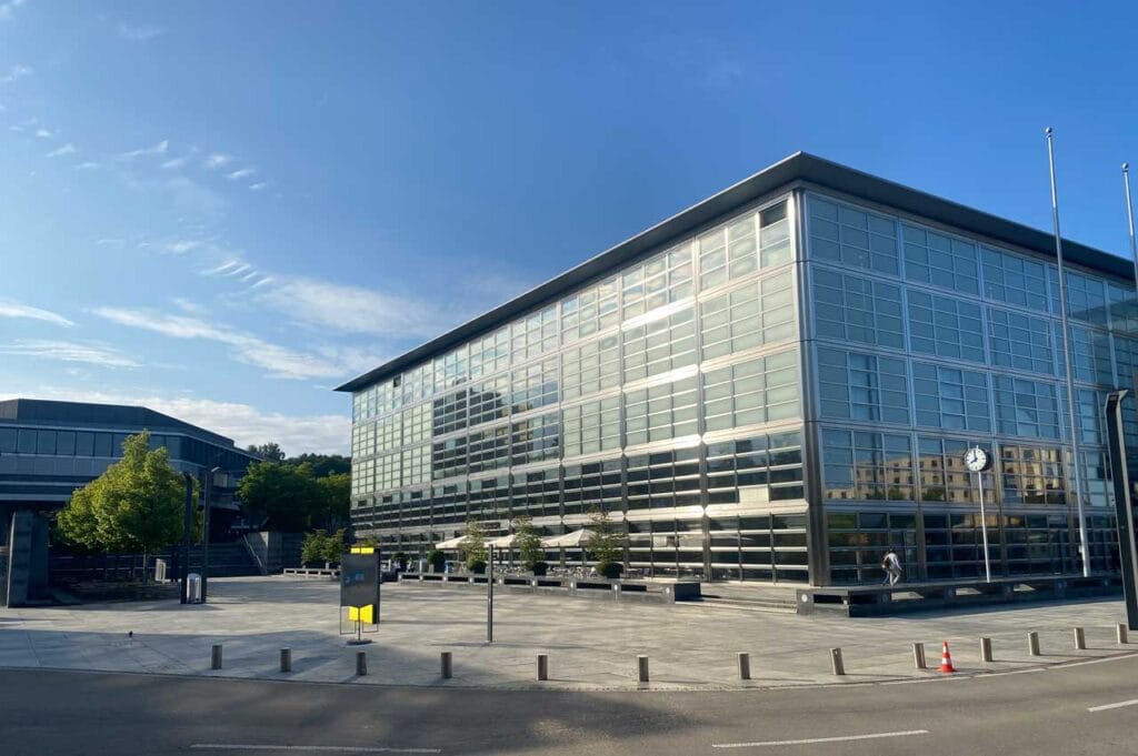 ETH Hönggerberg symbolisiert Innovation und Digital Marketing
